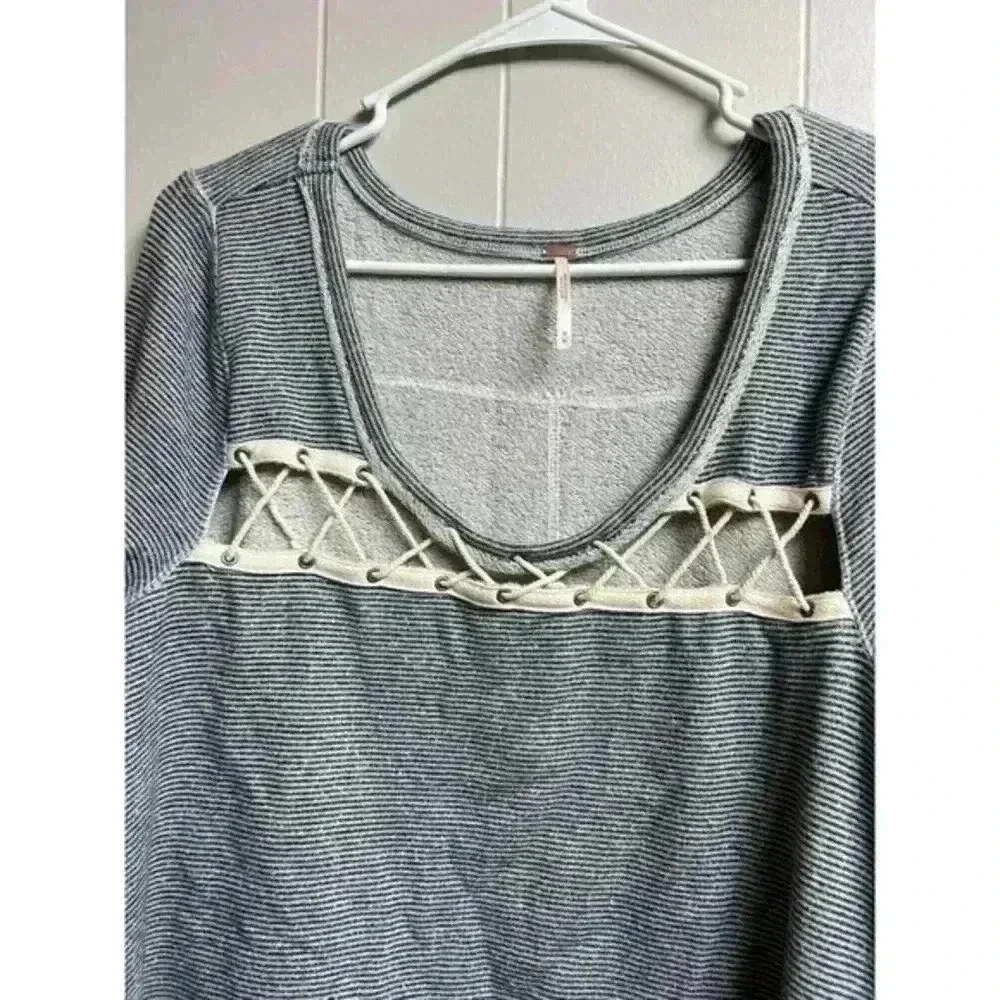 Free People Lacey Love Fleece Long Sleeve Oversize Crisscross Chest‎ Sweatshirt